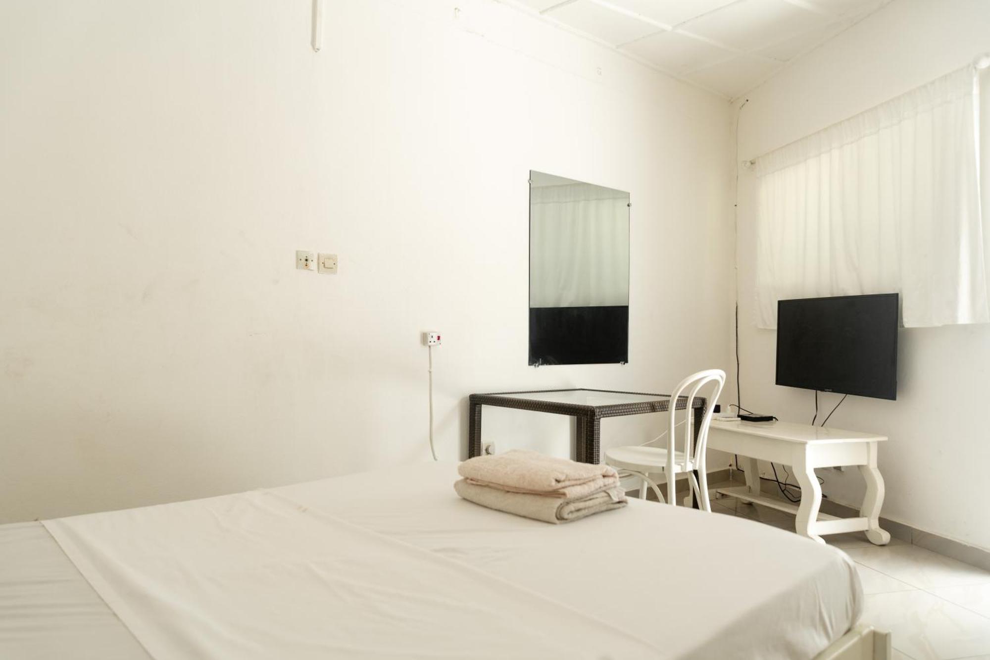 Tahiti Hotel Котону Екстер'єр фото