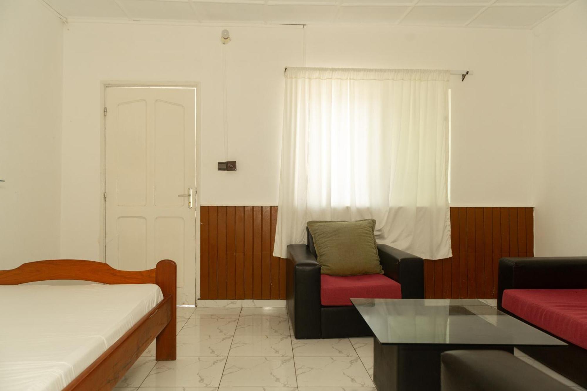 Tahiti Hotel Котону Екстер'єр фото