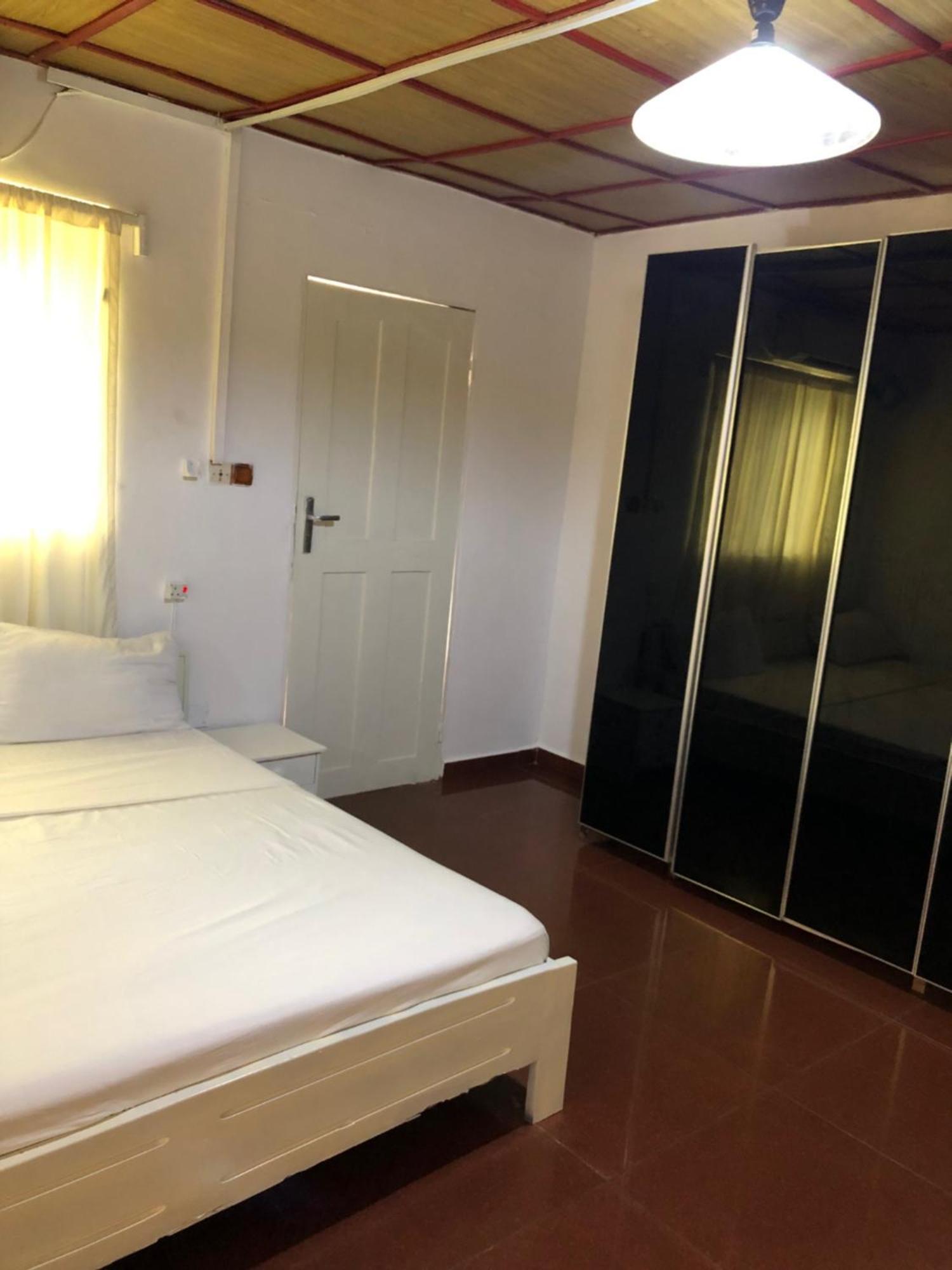 Tahiti Hotel Котону Екстер'єр фото